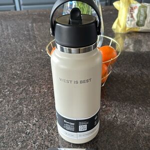 New! Hydro flask 32 oz